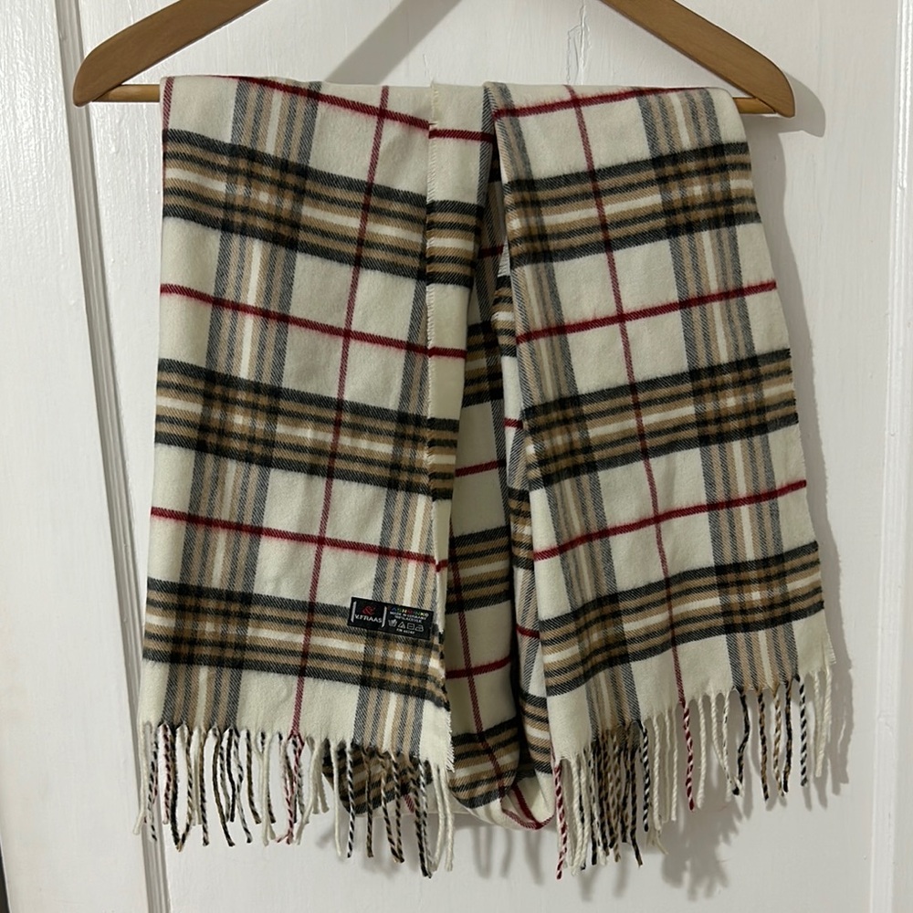 V.FRAAS Classic Check Scarf